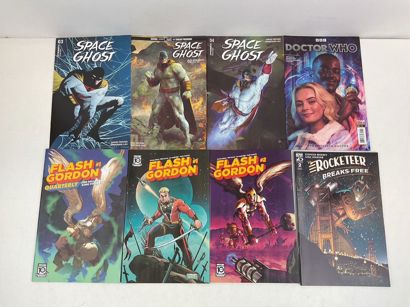 DC Comic Book Assortment - 5