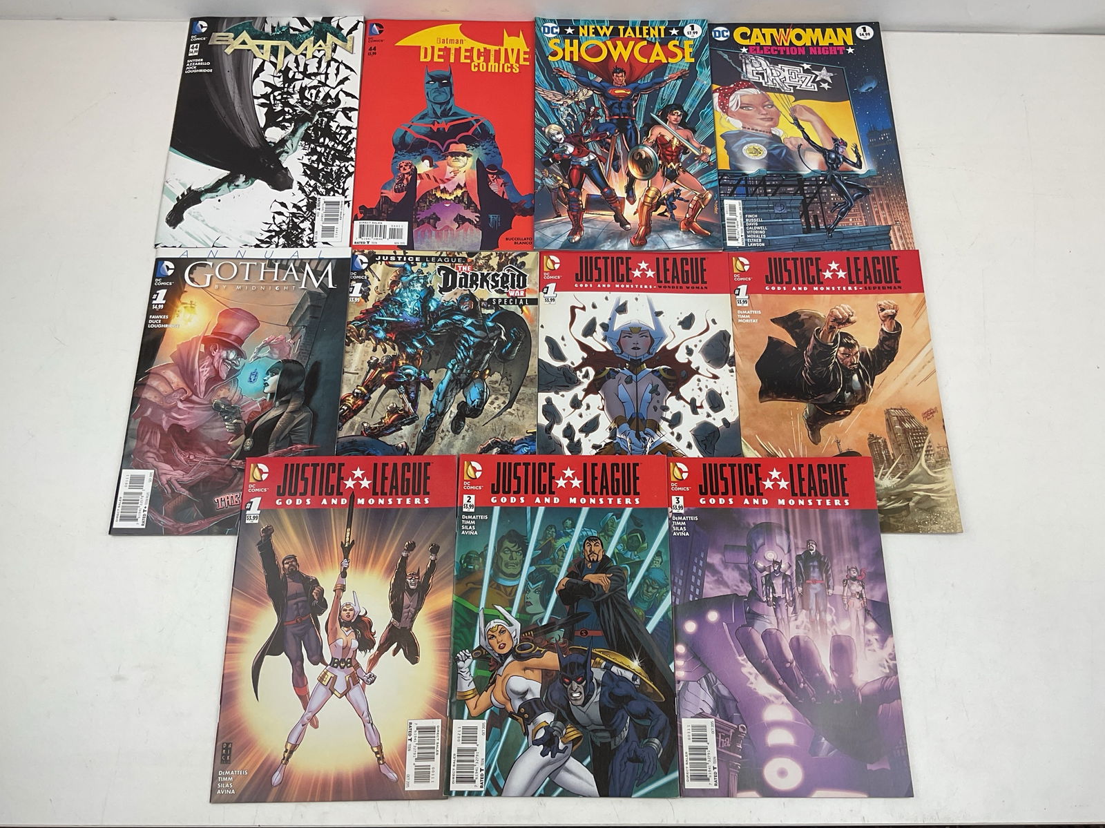 DC Comic Book Assortment - 7