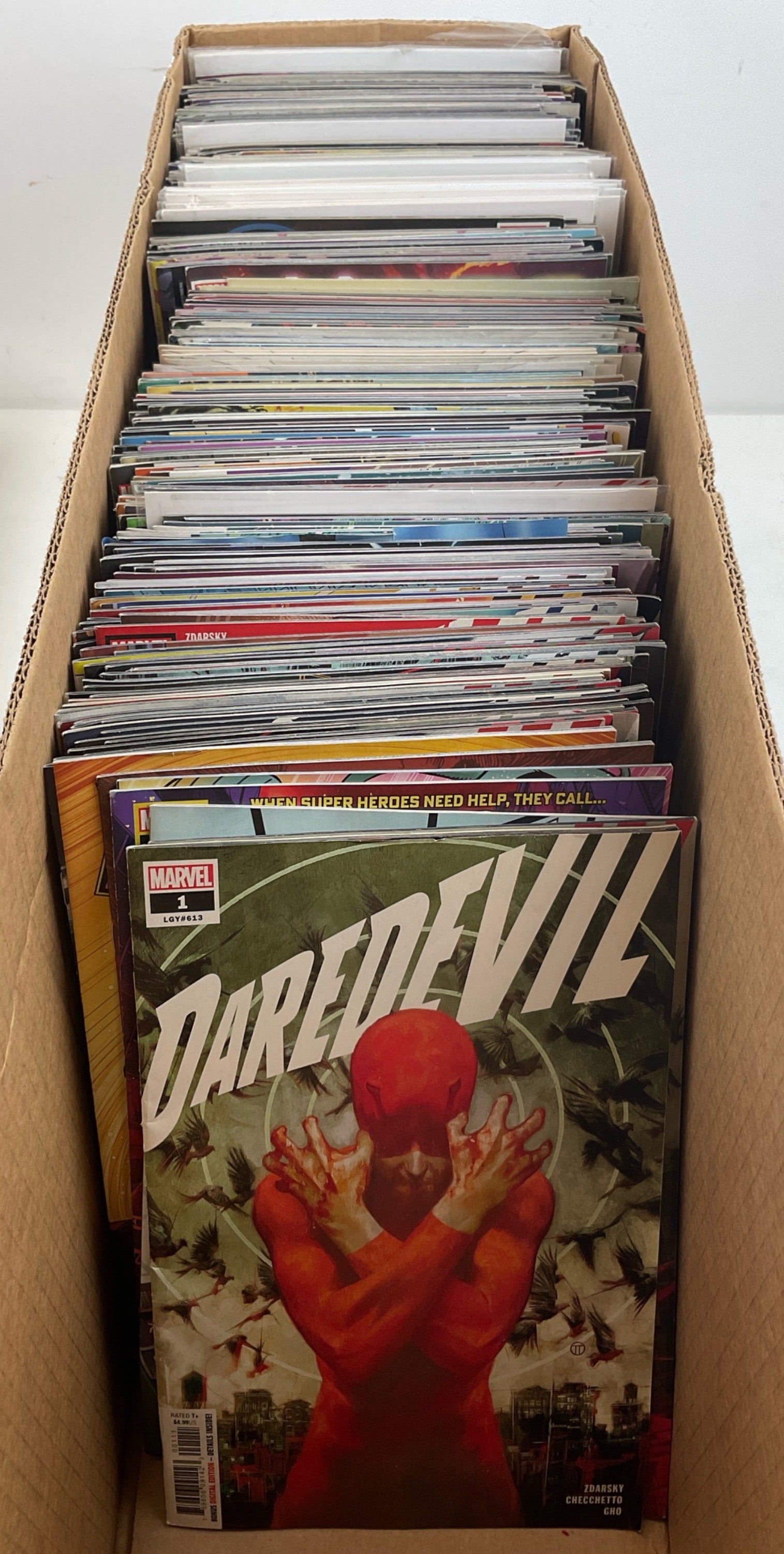 Marvel Comic Book Assortment (1 of 13)