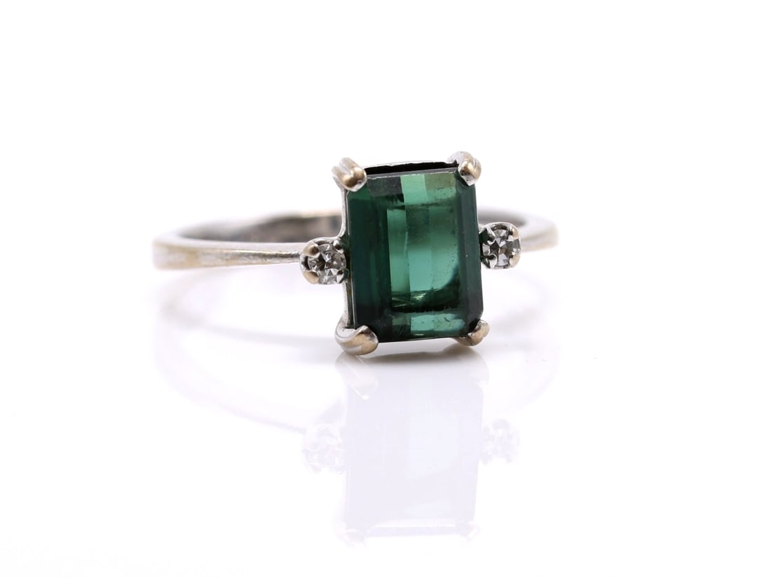 18k WH Tourmaline Ring (1 of 7)