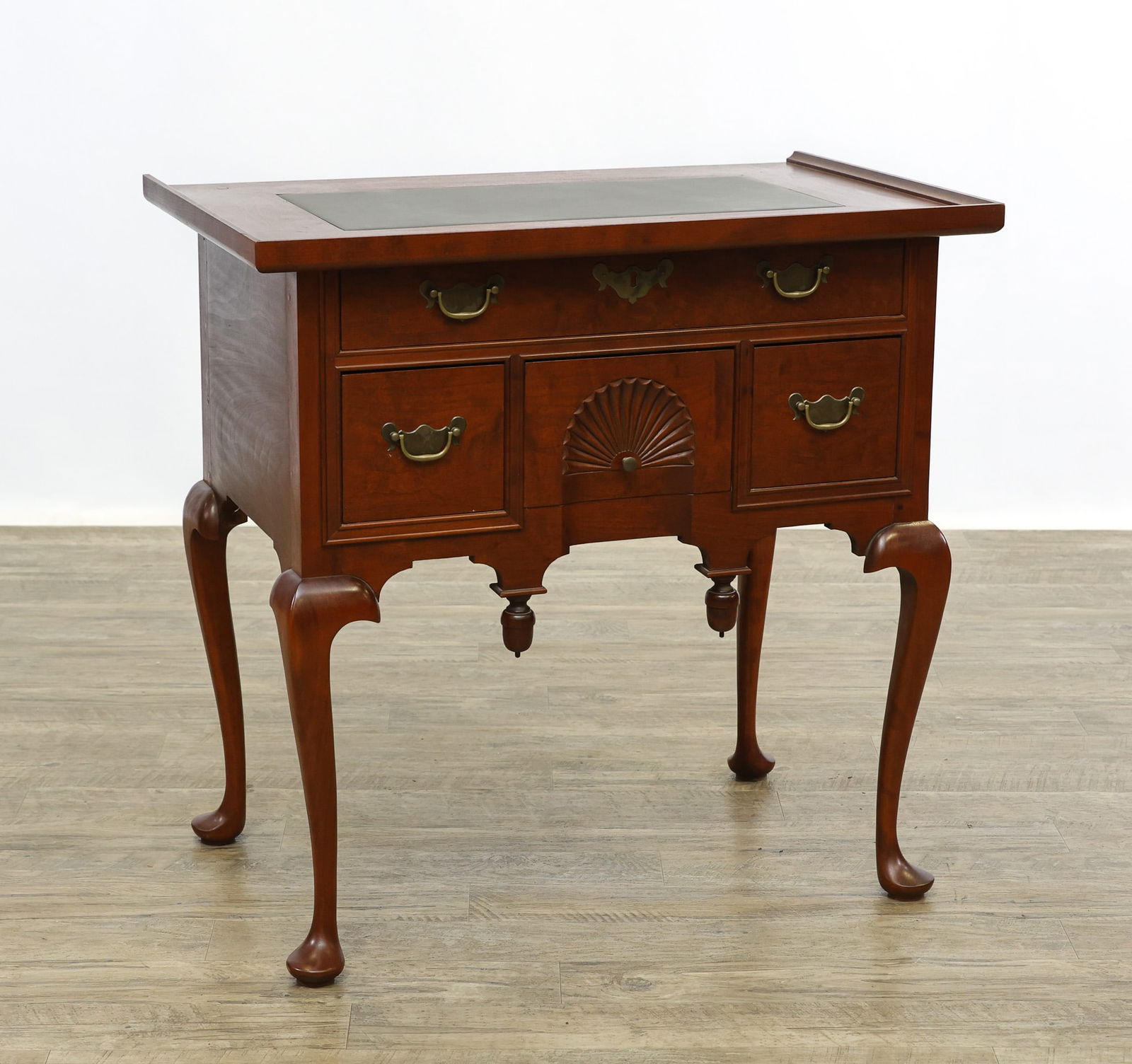 Eldred Wheeler Hand-Crafted Dressing Table (1 of 12)