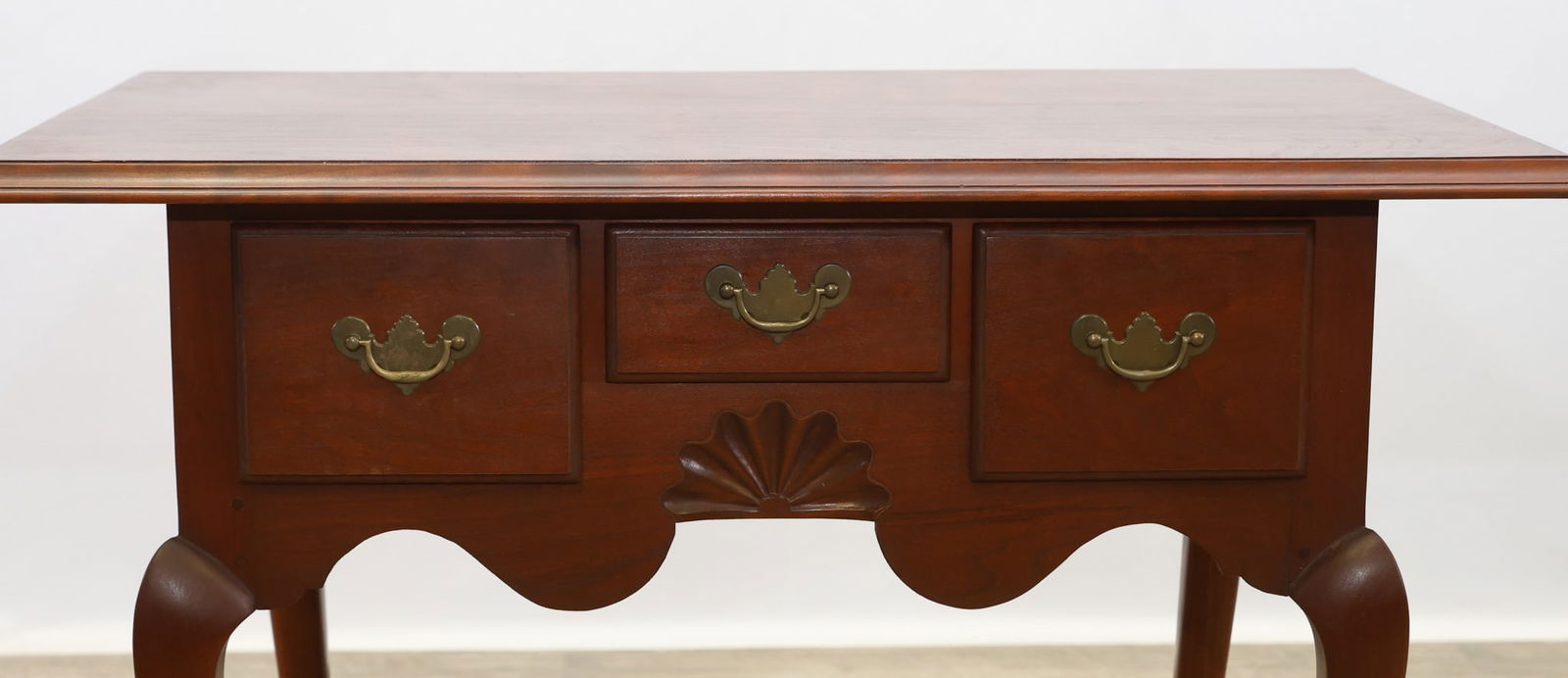 Eldred Wheeler Hand-Crafted Dressing Table - 3