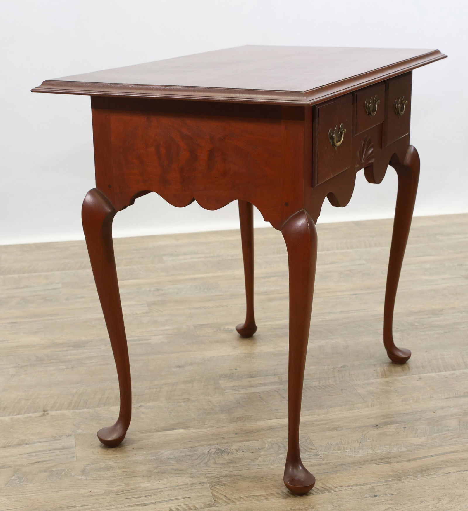 Eldred Wheeler Hand-Crafted Dressing Table - 6