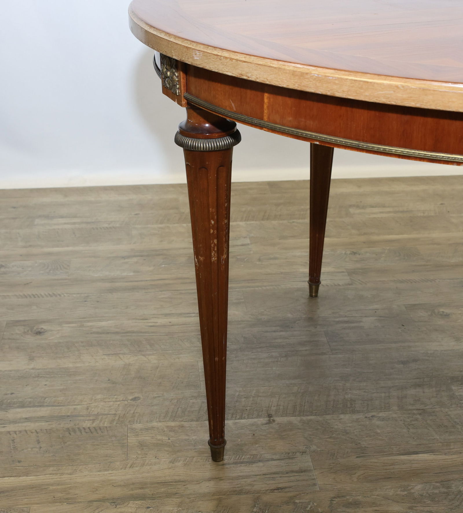 Tulipwood Veneer and Ormolu Mounted Breakfast Table - 5