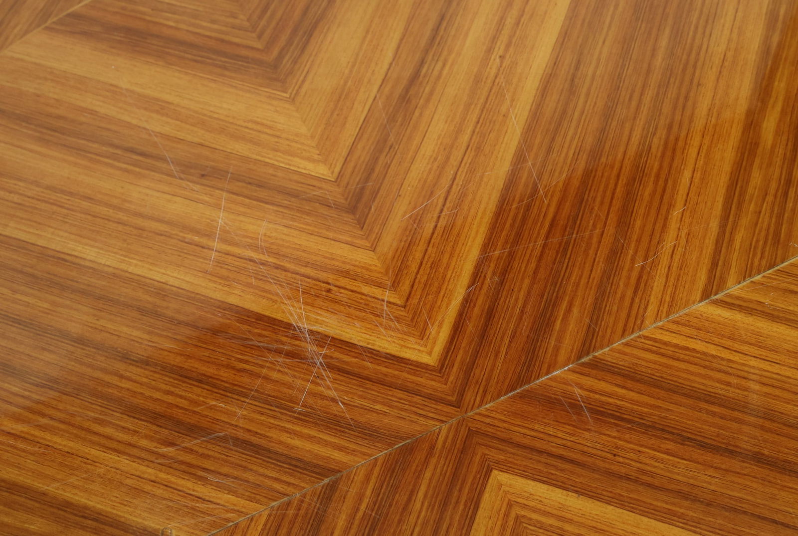 Tulipwood Veneer and Ormolu Mounted Breakfast Table - 7