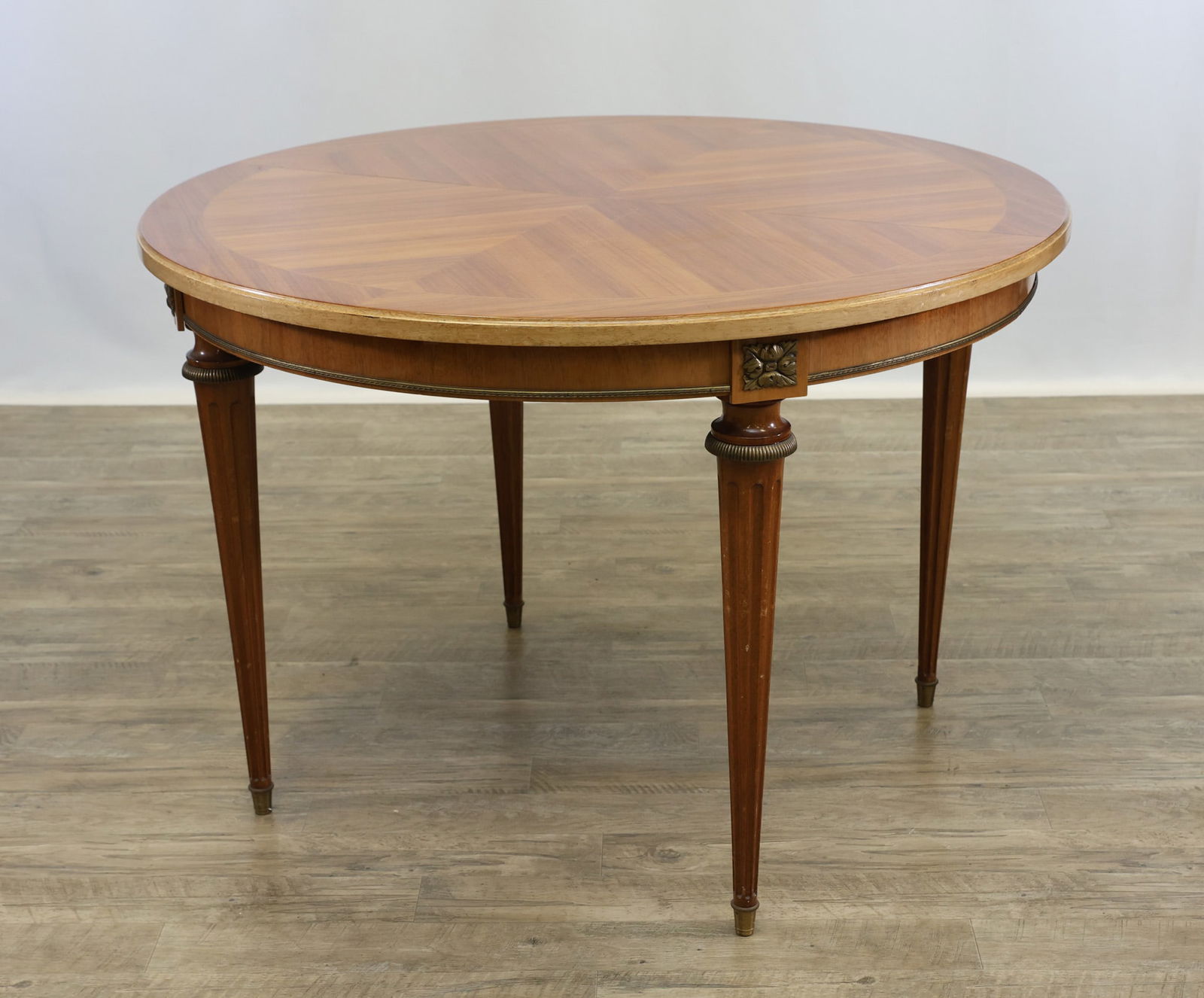 Tulipwood Veneer and Ormolu Mounted Breakfast Table - 9