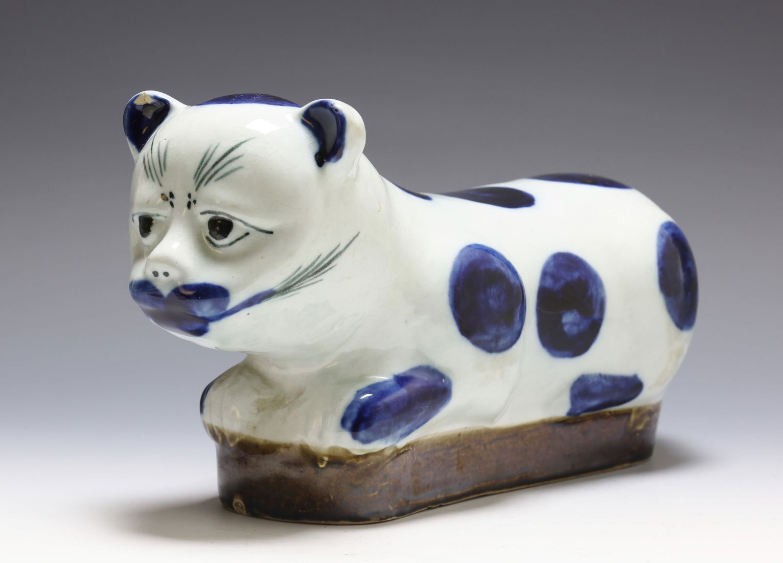 Chinese Stoneware Cat Pillow (1 of 8)
