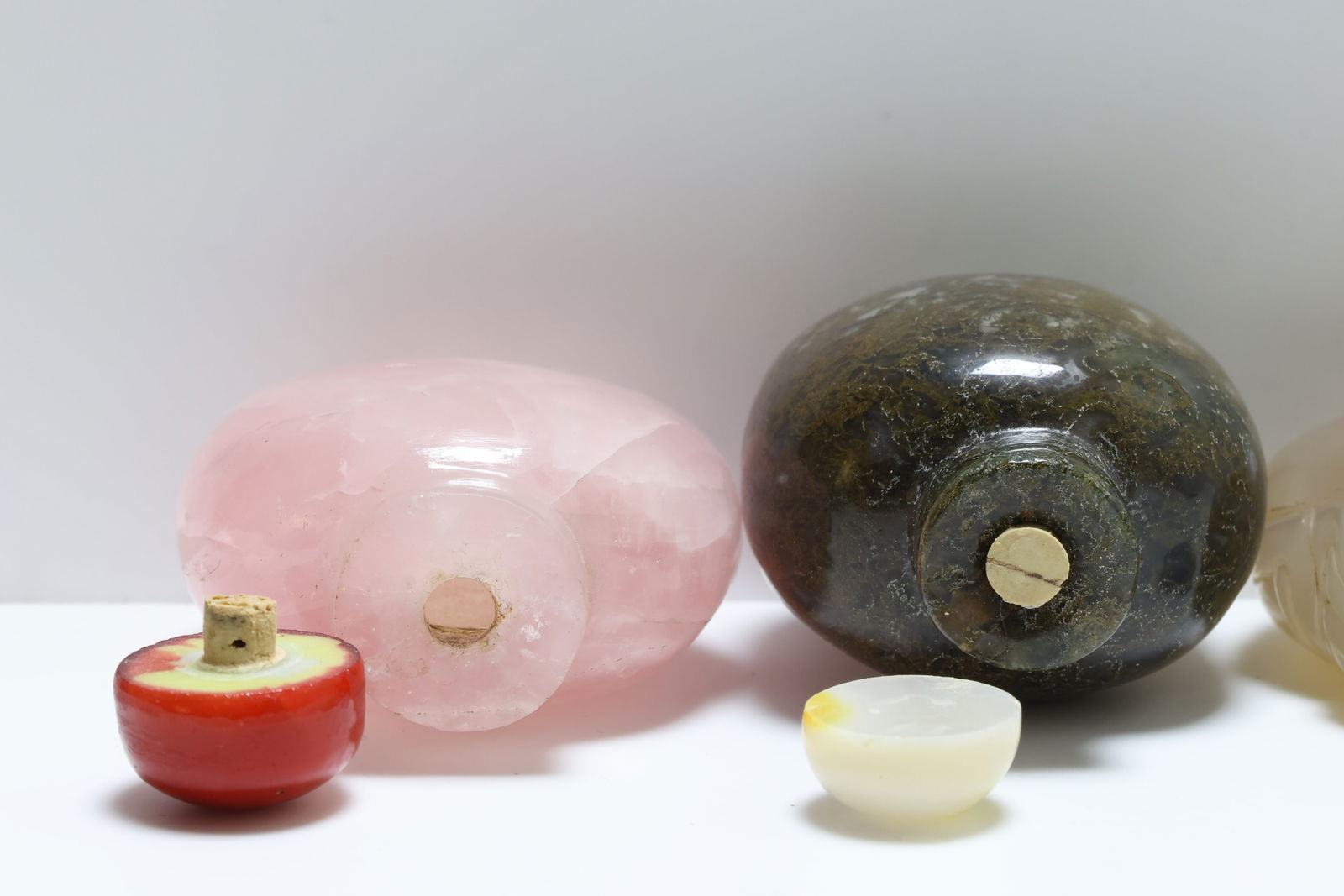 Chinese Snuff Bottles - 5