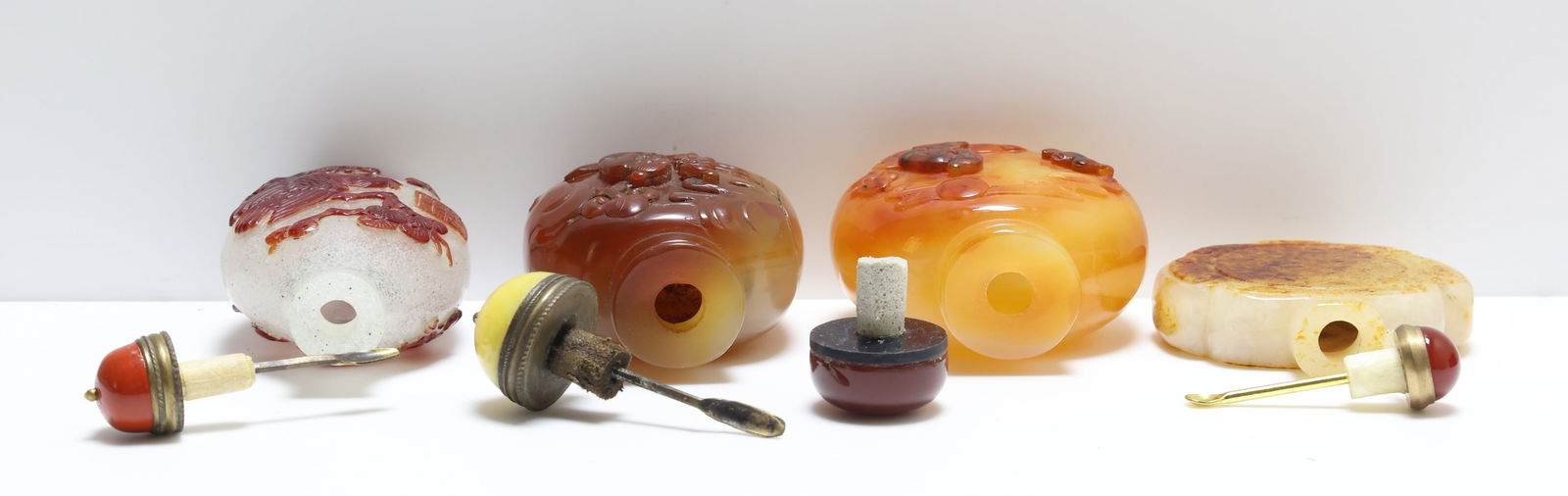 Chinese Snuff Bottles - 8
