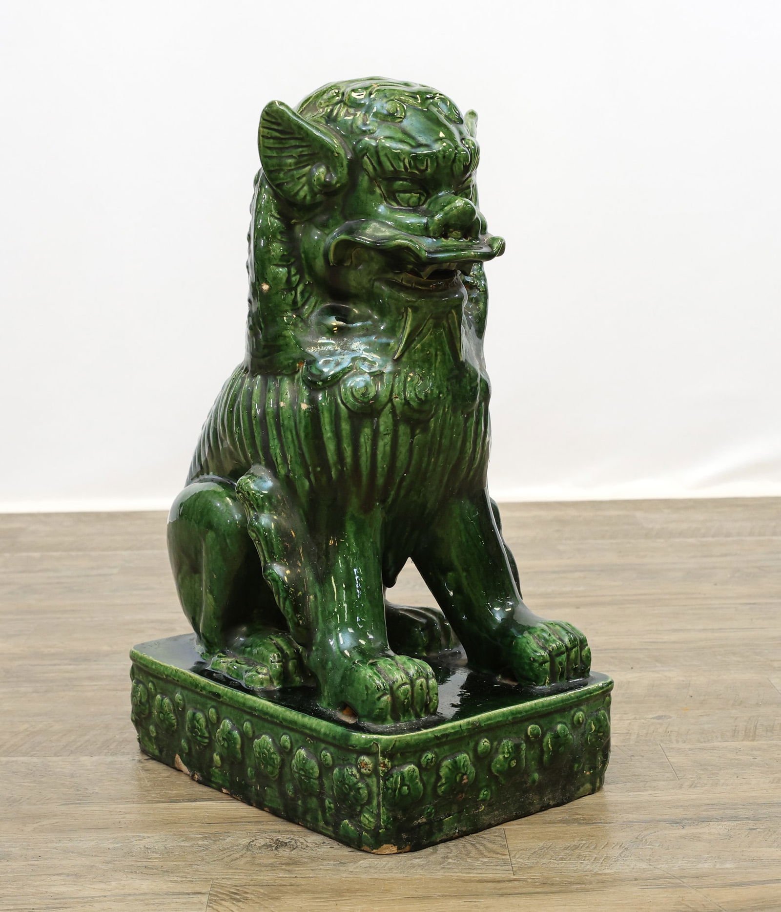 Chinoiserie Majolica Foo Dog (1 of 13)