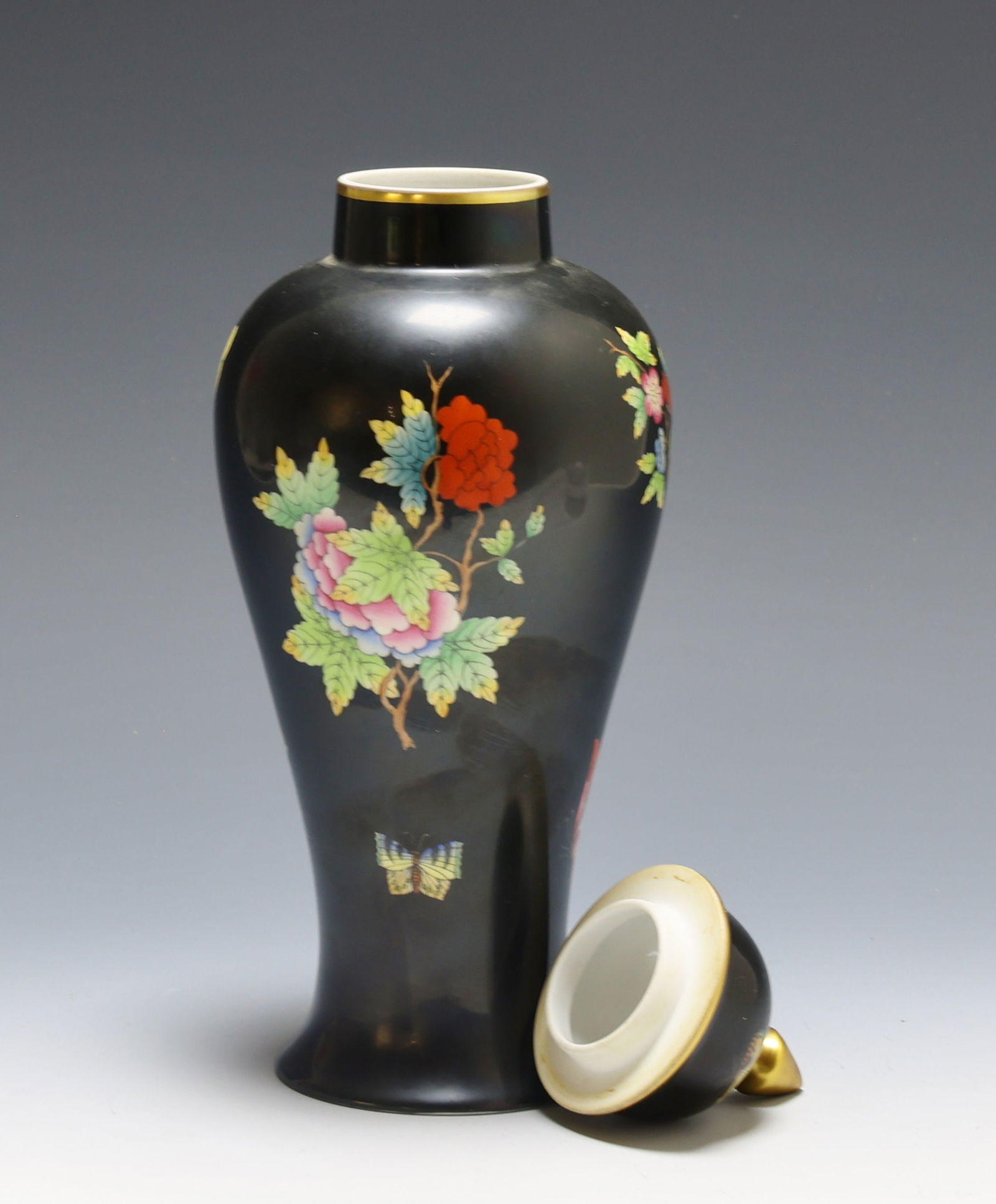 Herend Porcelain Wares - 4