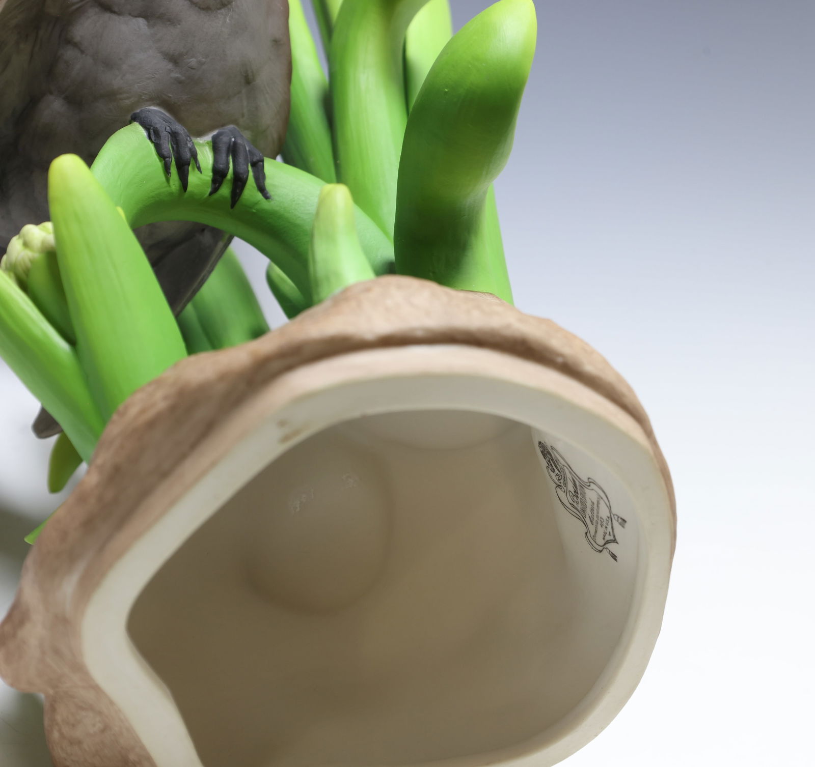 Boehm Porcelain Catbird - 8