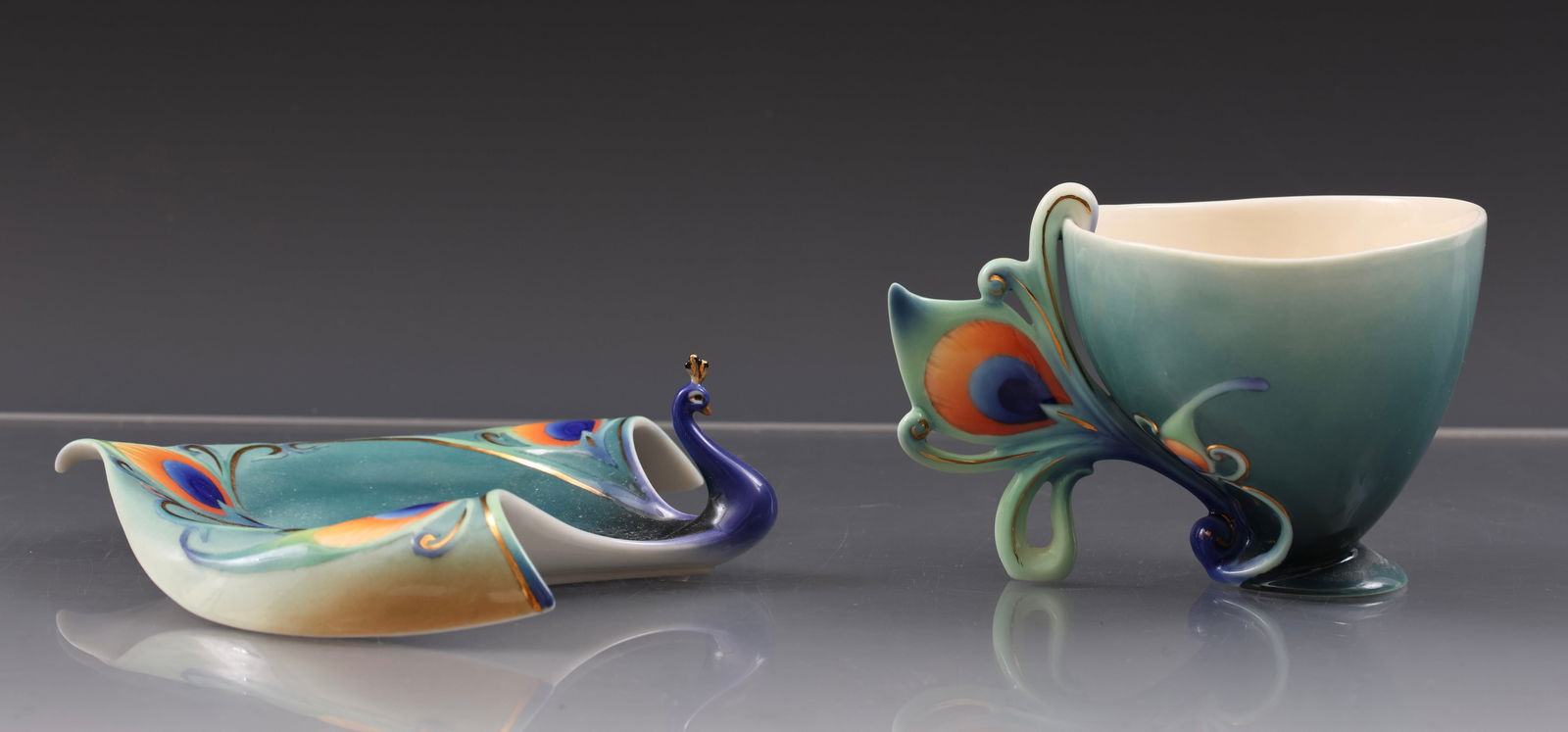 Franz Porcelain Teawares - 18