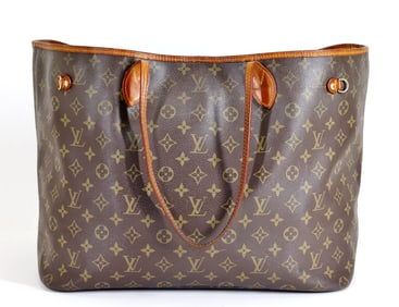 Louis Vuitton Monogram Travel Purse