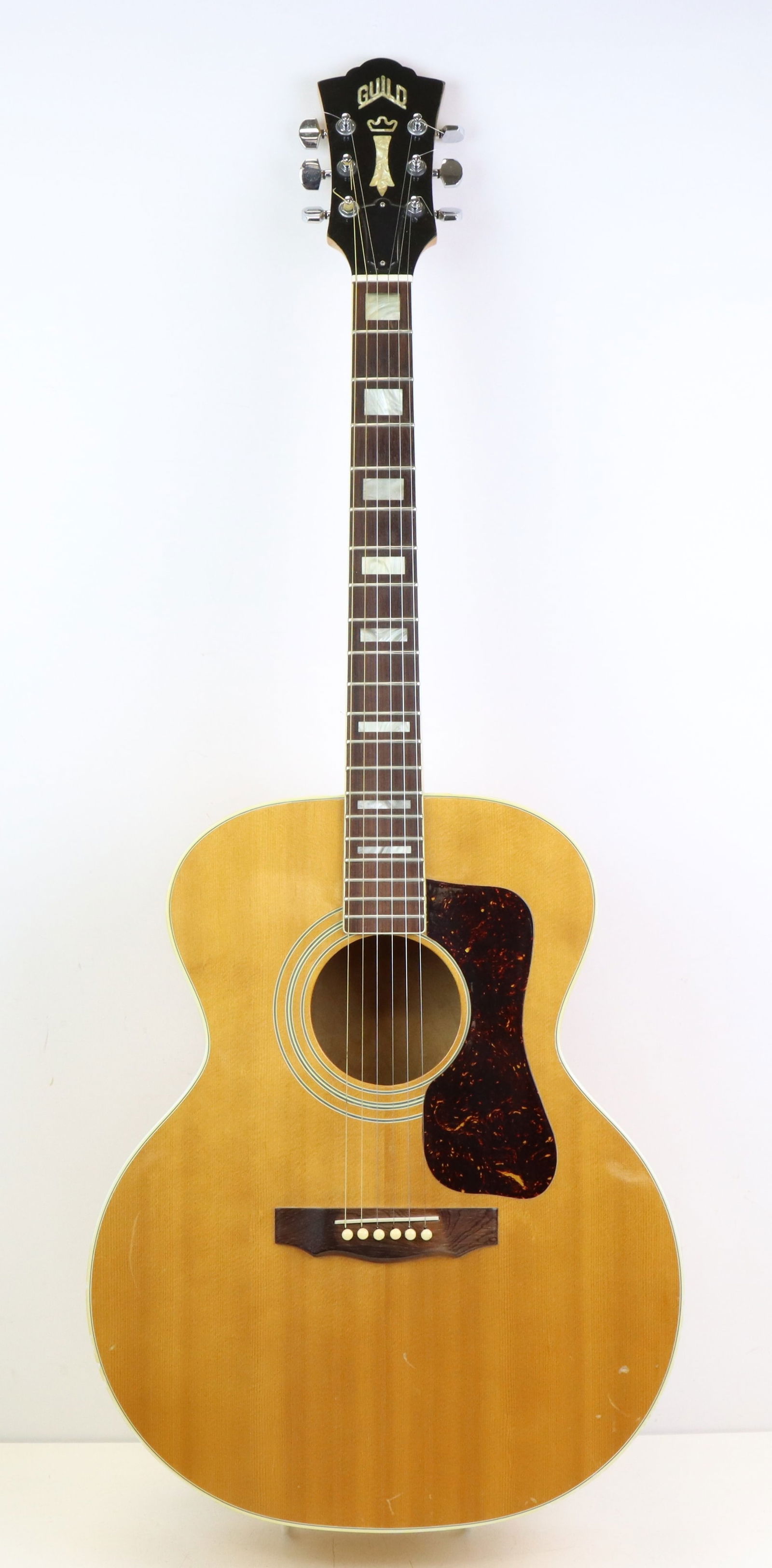 Guild F-40 BLD Acoustic Guitar (1 of 13)