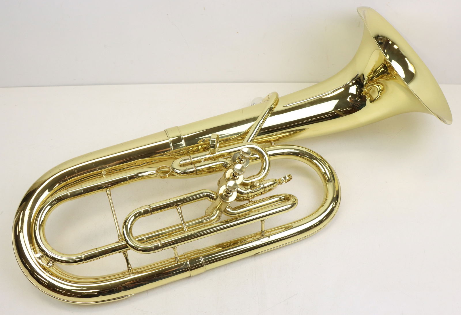 King Model 625 Baritone Horn (1 of 13)