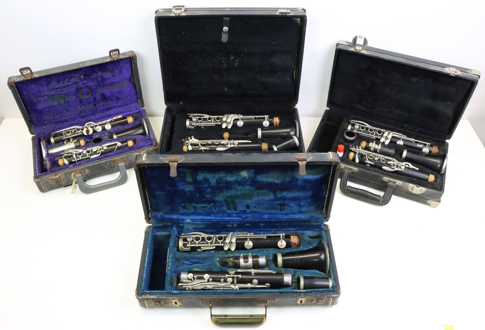 Lot of 4 Bb Clarinets (1 of 14)