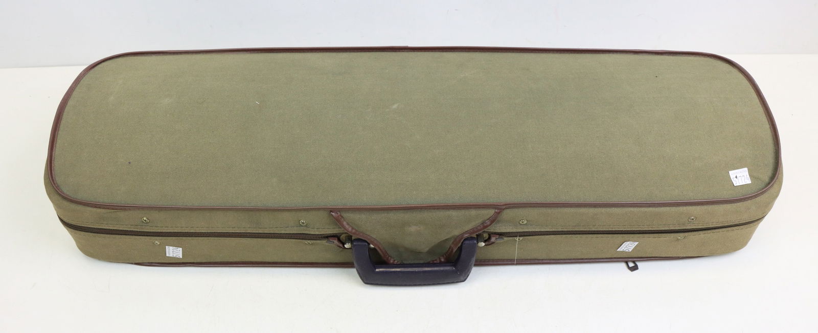 Unlabeled 4/4 Violin with 4 Bows. - 16