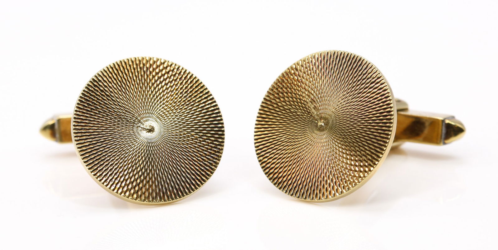 14k YG Cufflinks: 14k yellow gold round engine turned cufflinks. .75" diameter and 9.6dwt.