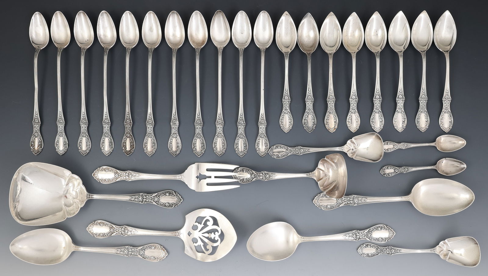 Manchester "American Beauty" Sterling Silver Completer Flatware (1 of 6)