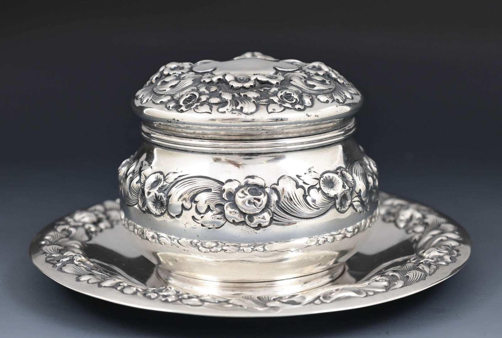 Gorham Sterling Silver Dresser Jar and Underplate (1 of 14)