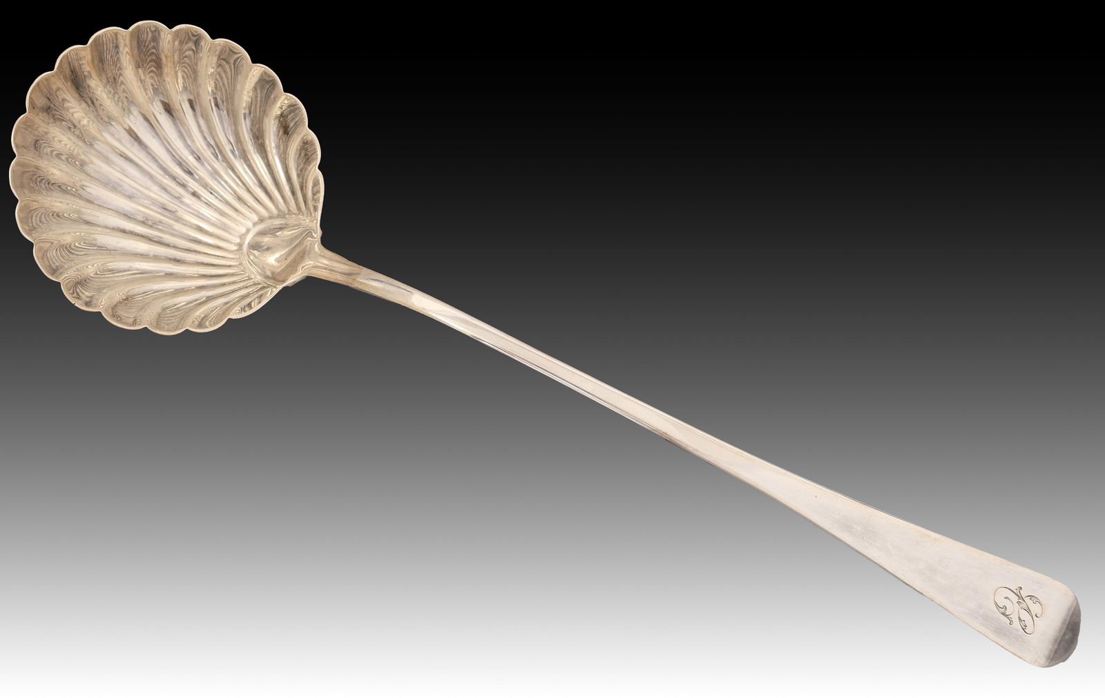 Henry Hayens Georgian British Sterling Silver Punch Ladle (1 of 6)