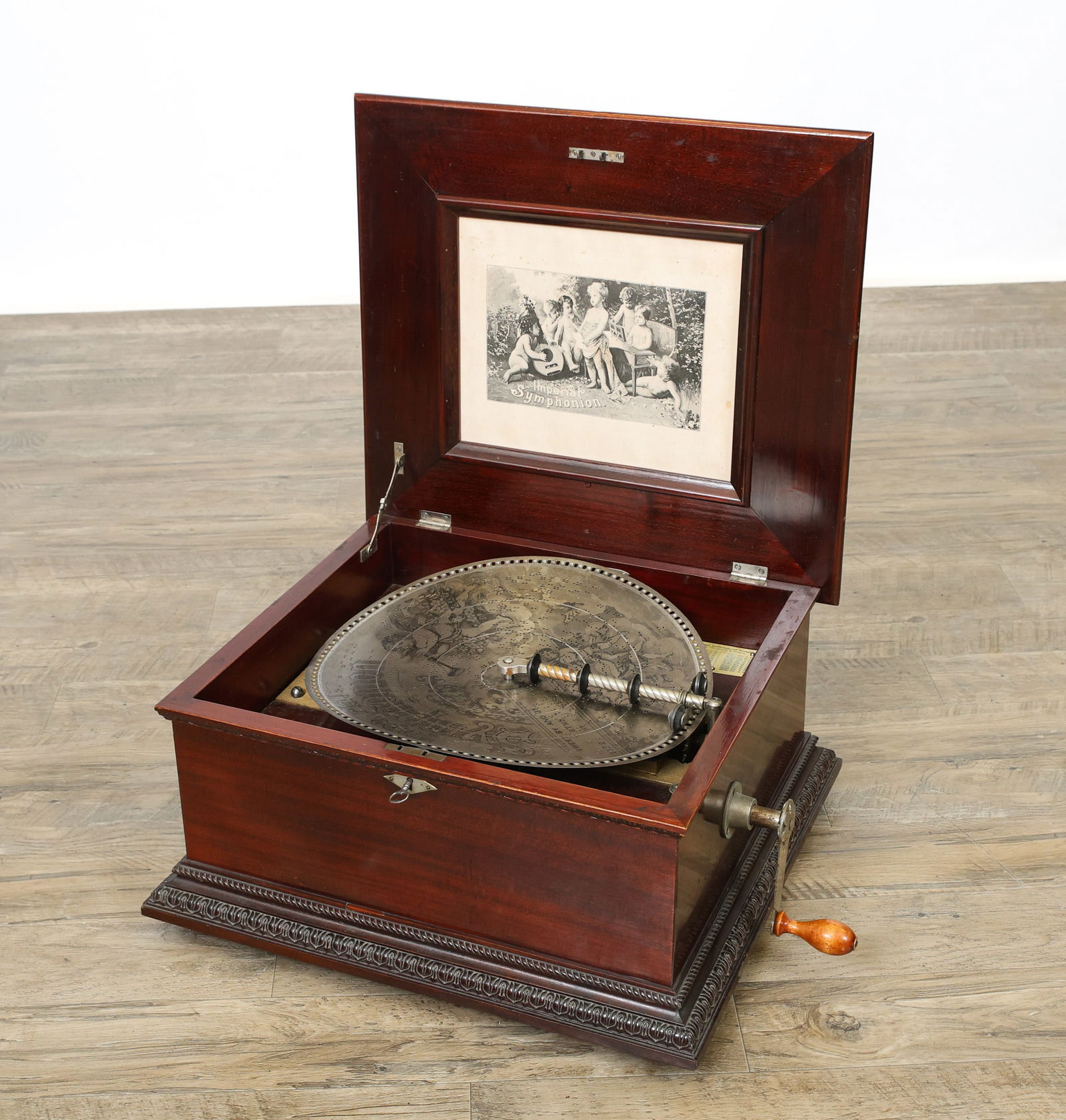Imperial Symphonion Music Box (1 of 18)