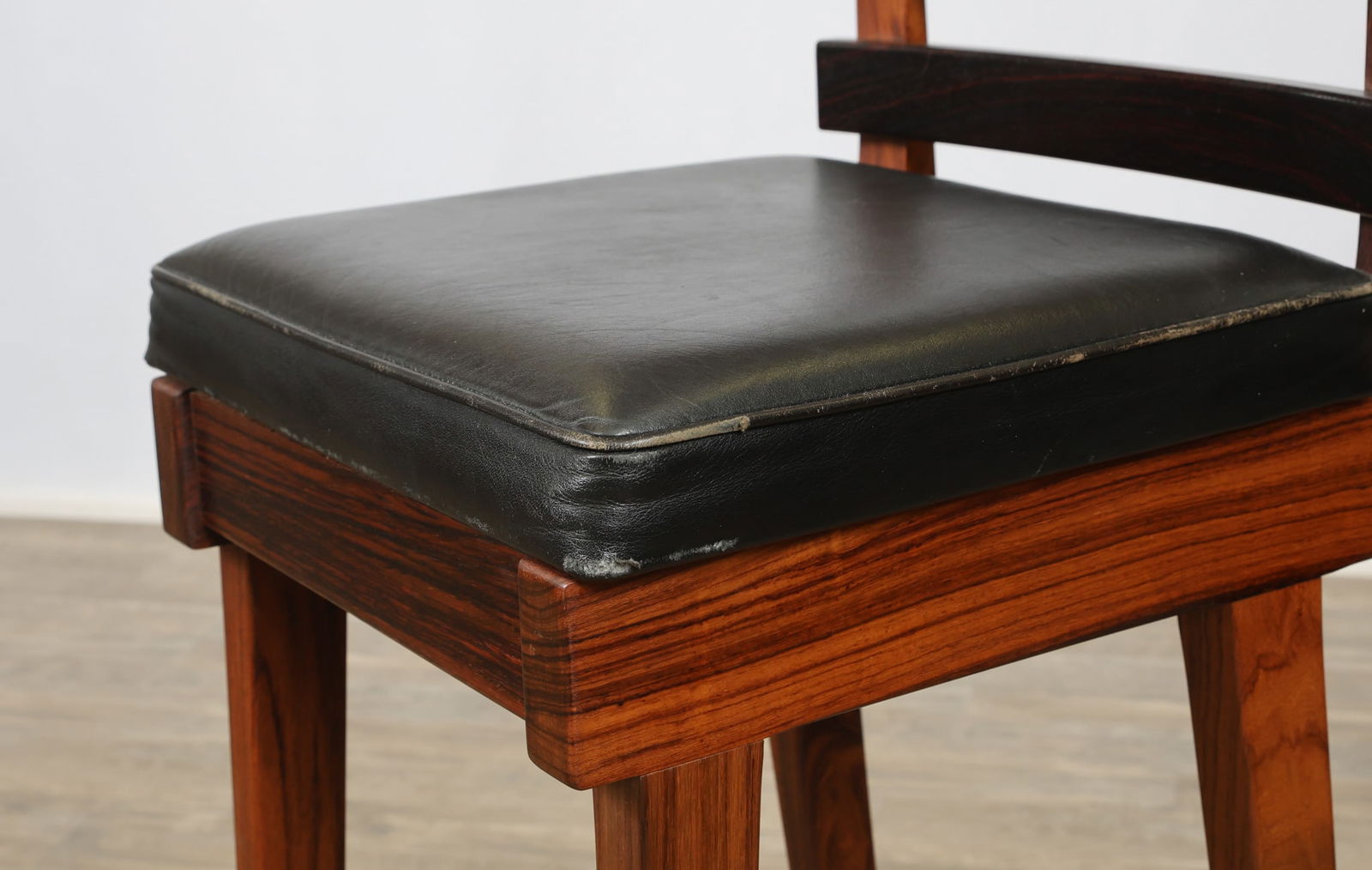 Dyrlund Bar Stools - 11