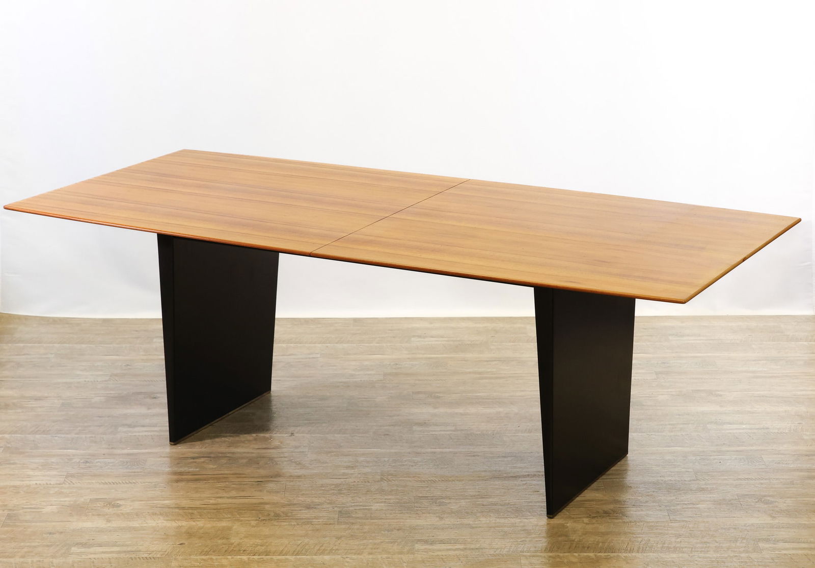 Edward Wormley for Dunbar Dining Table - 2