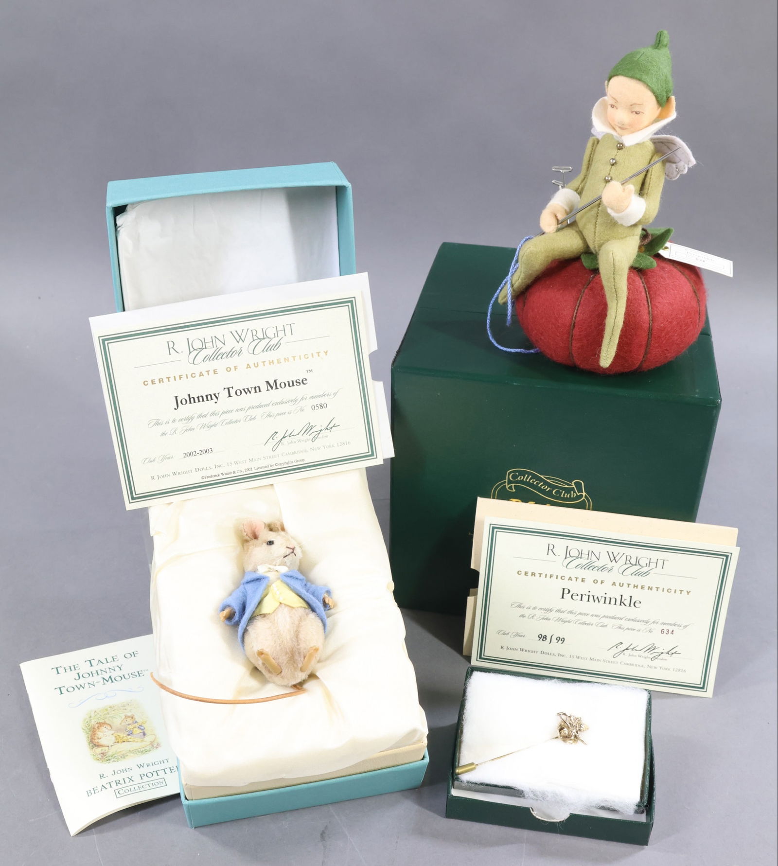R. JOHN WRIGHT.: Pair of MIB Collector's Club items. 2002-2003 3 1/2" "Johnny Town-Mouse", 0580, OCA. Tag signed by RJW on back. 1998/1999 Collector's Club 6 1/2" "Periwinkle", 634, COA. "Periwinkle" Club Pin. This