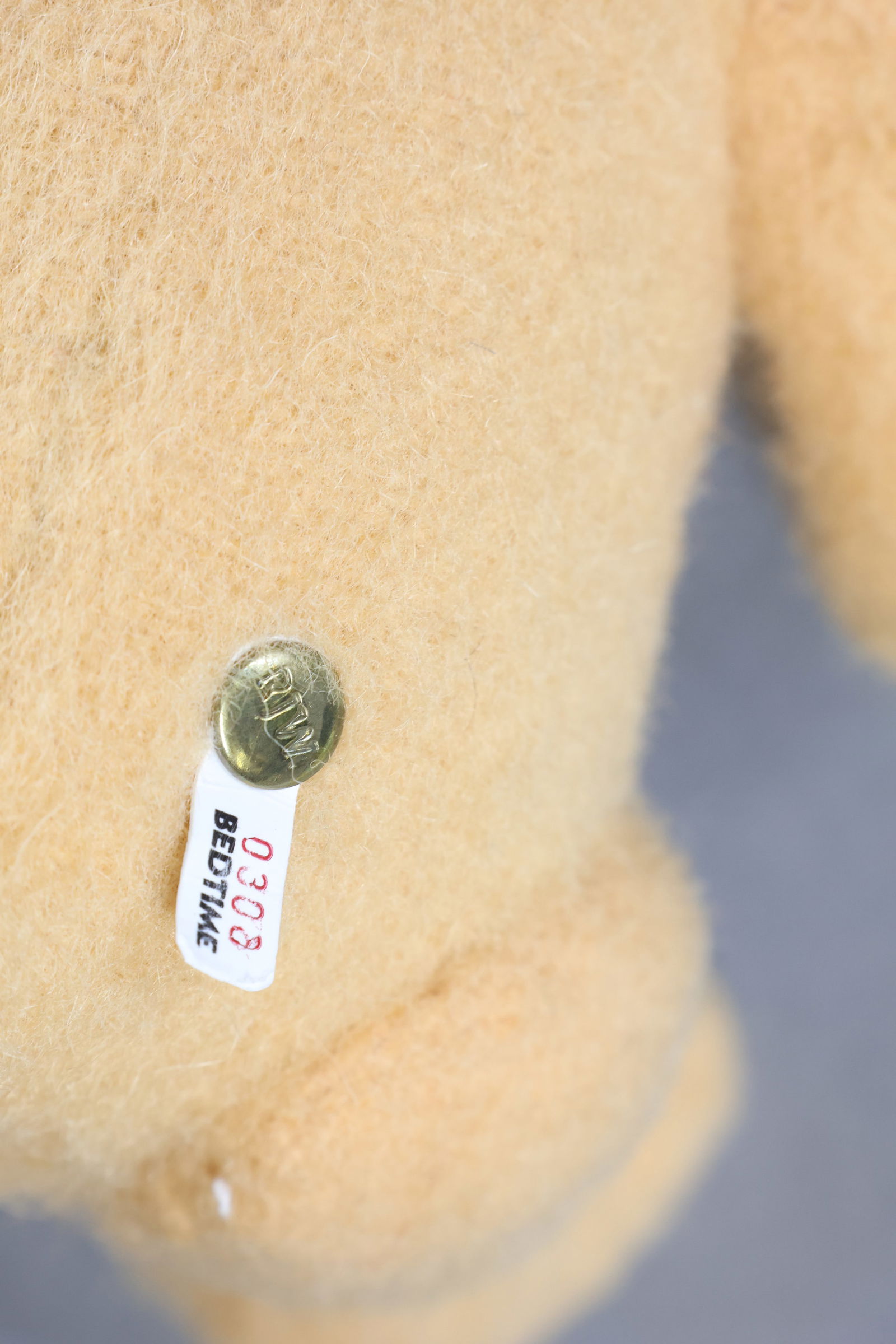 R. JOHN WRIGHT. - 15