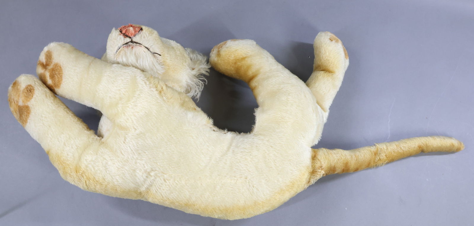 VINTAGE STEIFF. - 13