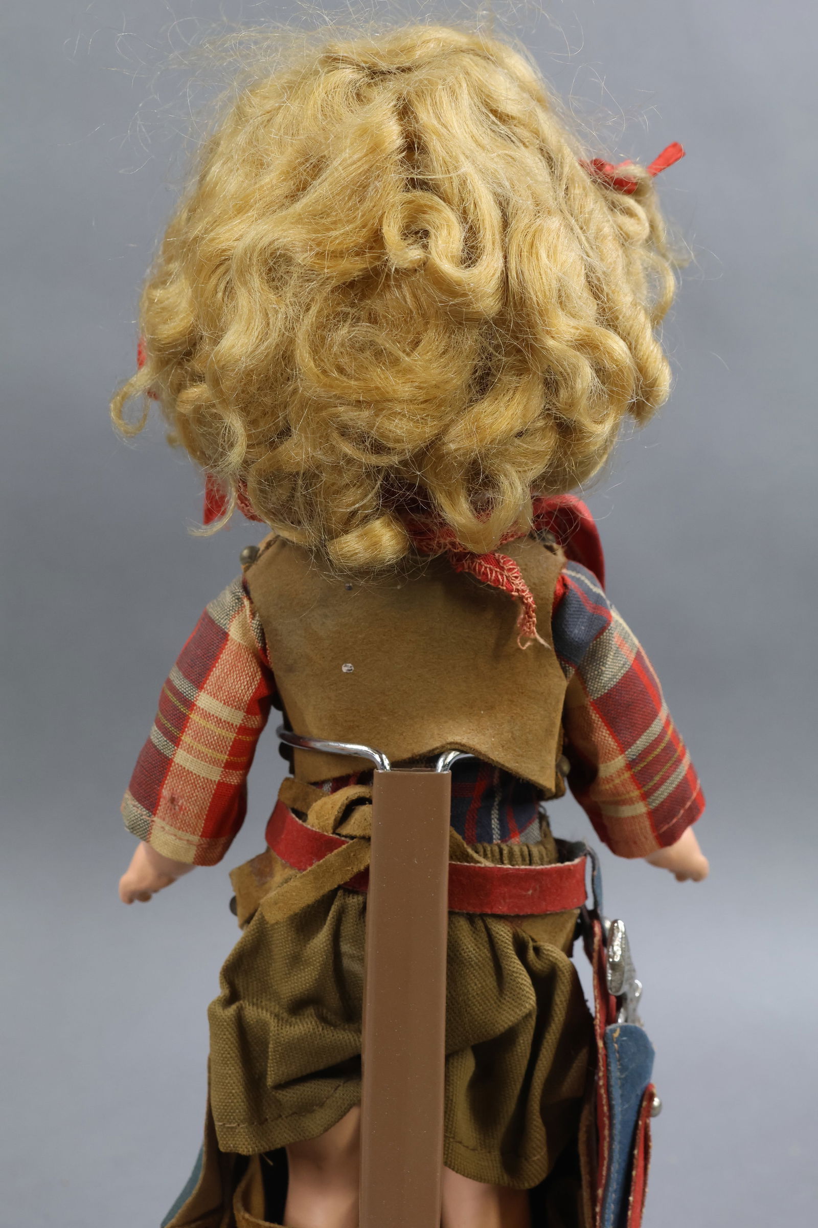 COMPOSITION DOLLS. - 10