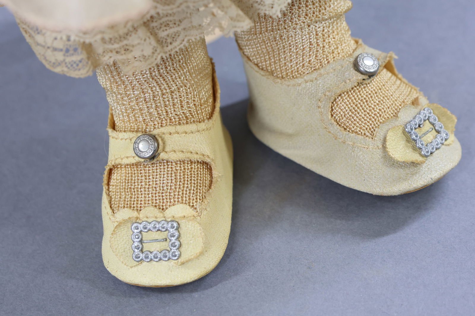 COMPOSITION DOLLS. - 3