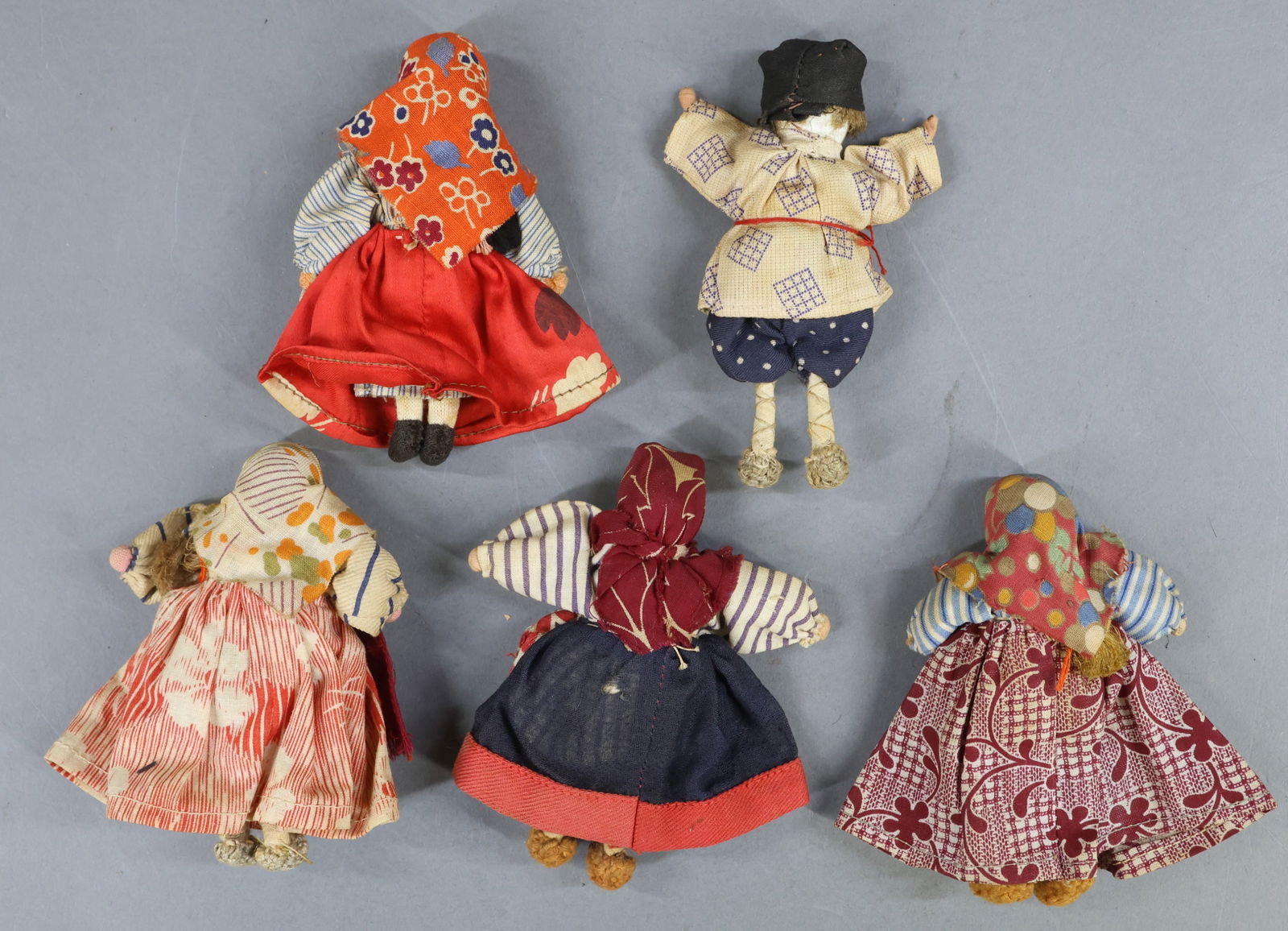 DOLLS REPRESENTING FOREIGN COUNTRIES. - 3