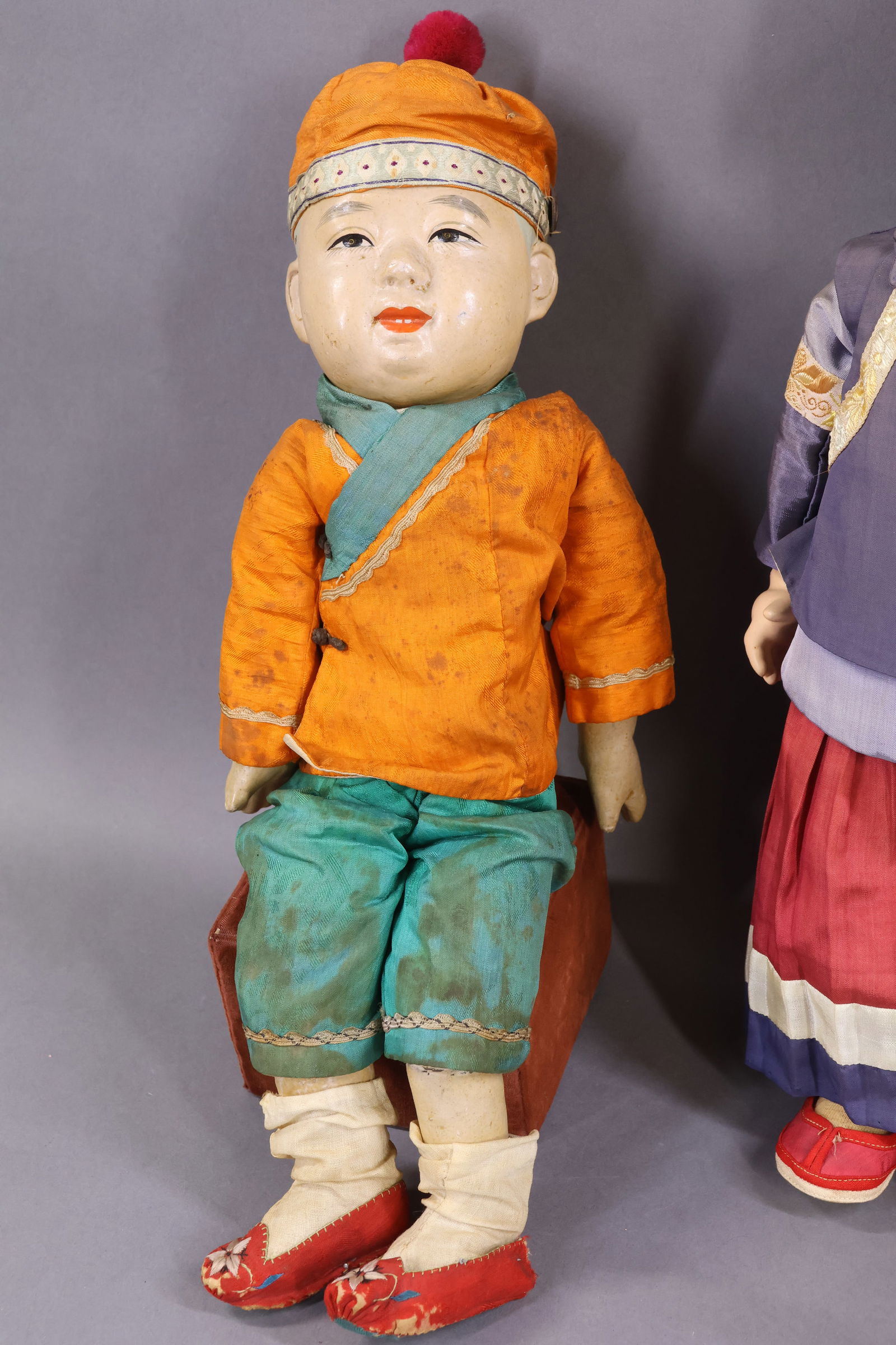 DOLLS REPRESENTING FOREIGN COUNTRIES. - 10