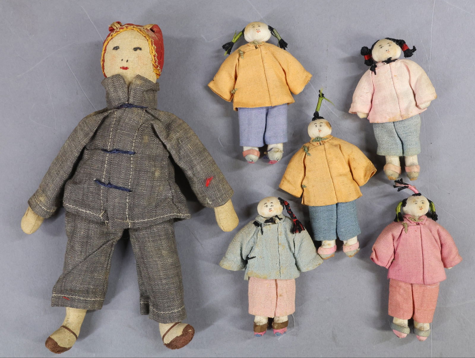 DOLLS REPRESENTING FOREIGN COUNTRIES. - 2