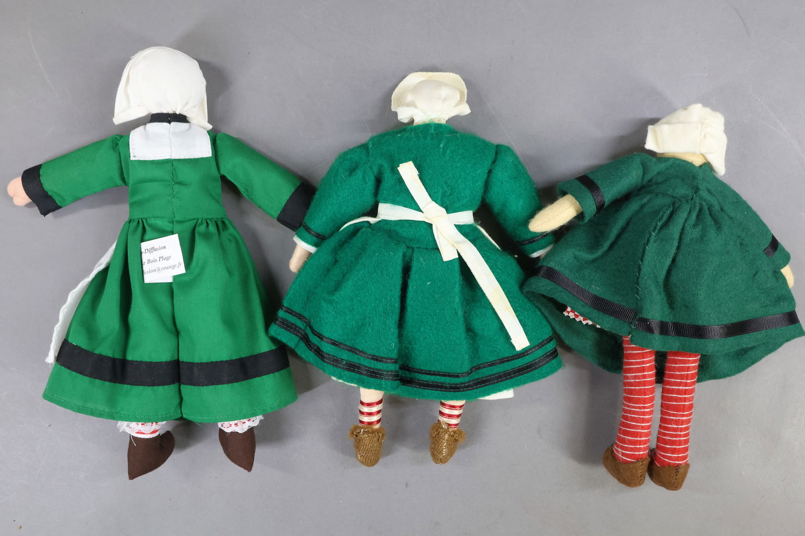 DOLLS REPRESENTING FOREIGN COUNTRIES. - 3