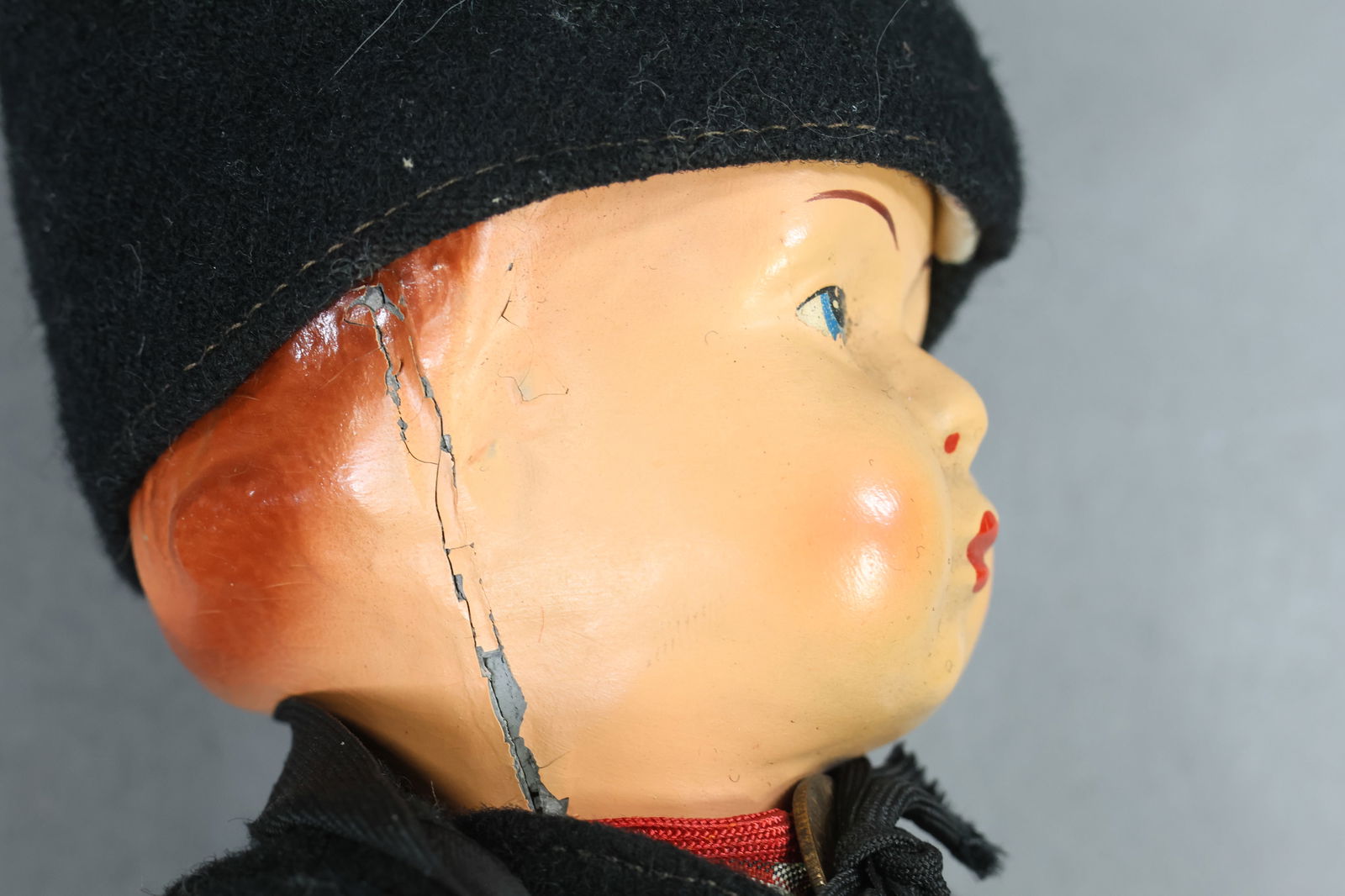 DOLLS REPRESENTING FOREIGN COUNTRIES. - 7