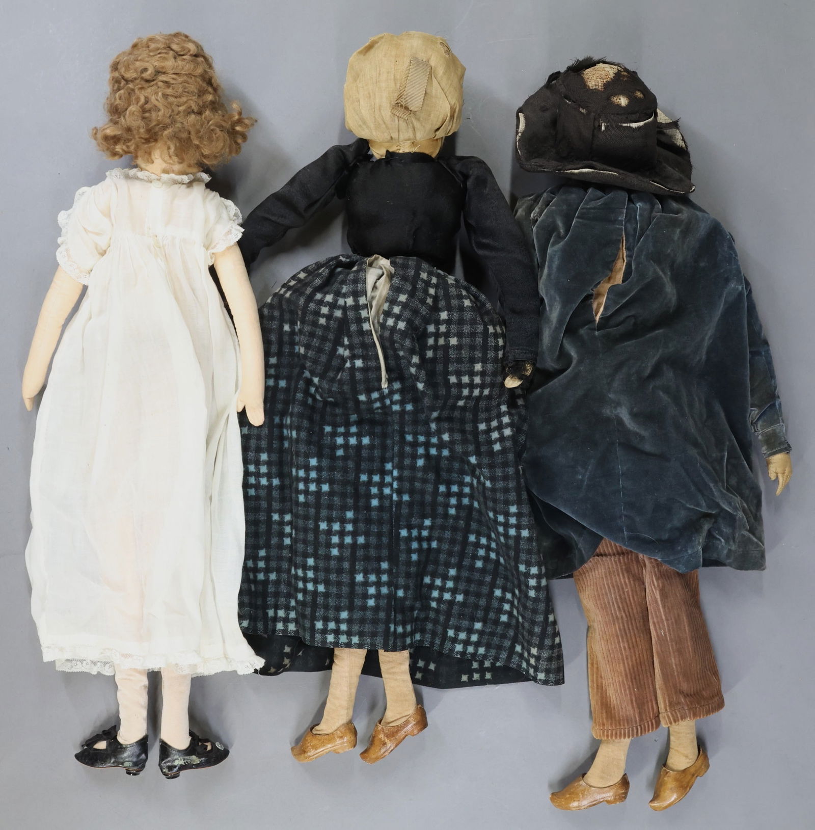 CLOTH DOLLS. - 9