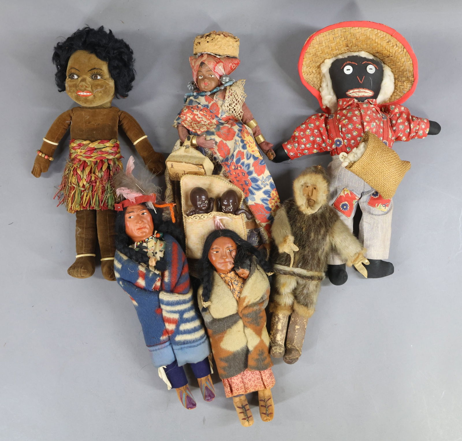 BLACK & NATIVE AMERICAN DOLLS. (1 of 13)