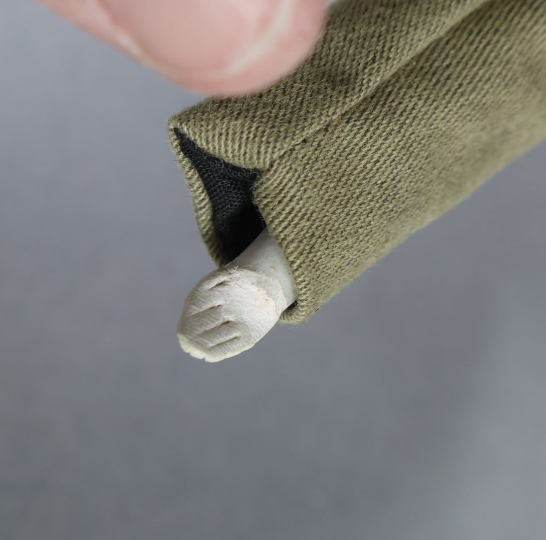 MINIATURES - DOLLS. - 9