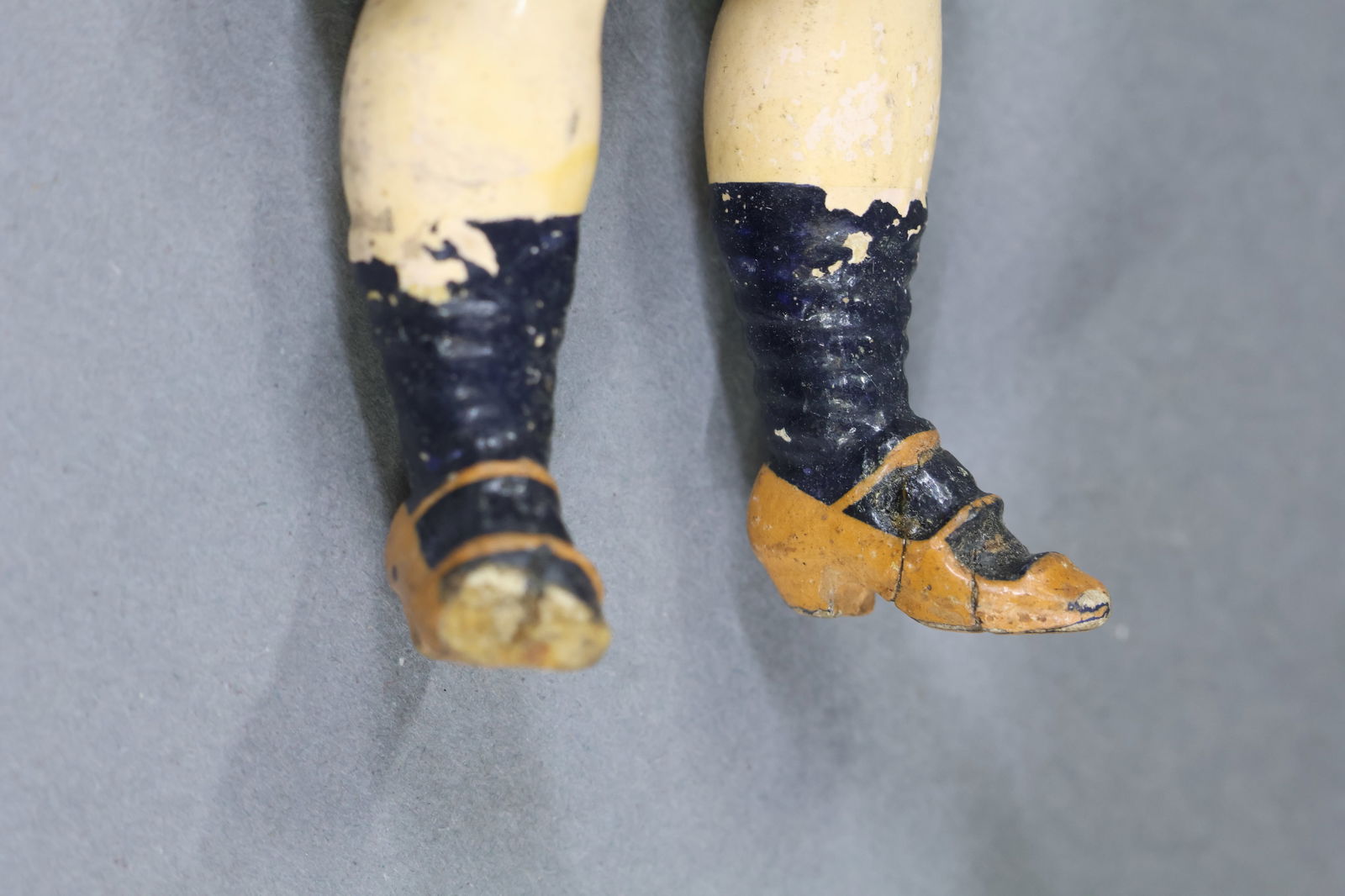 BISQUE DOLLS, 12" UNDER. - 19