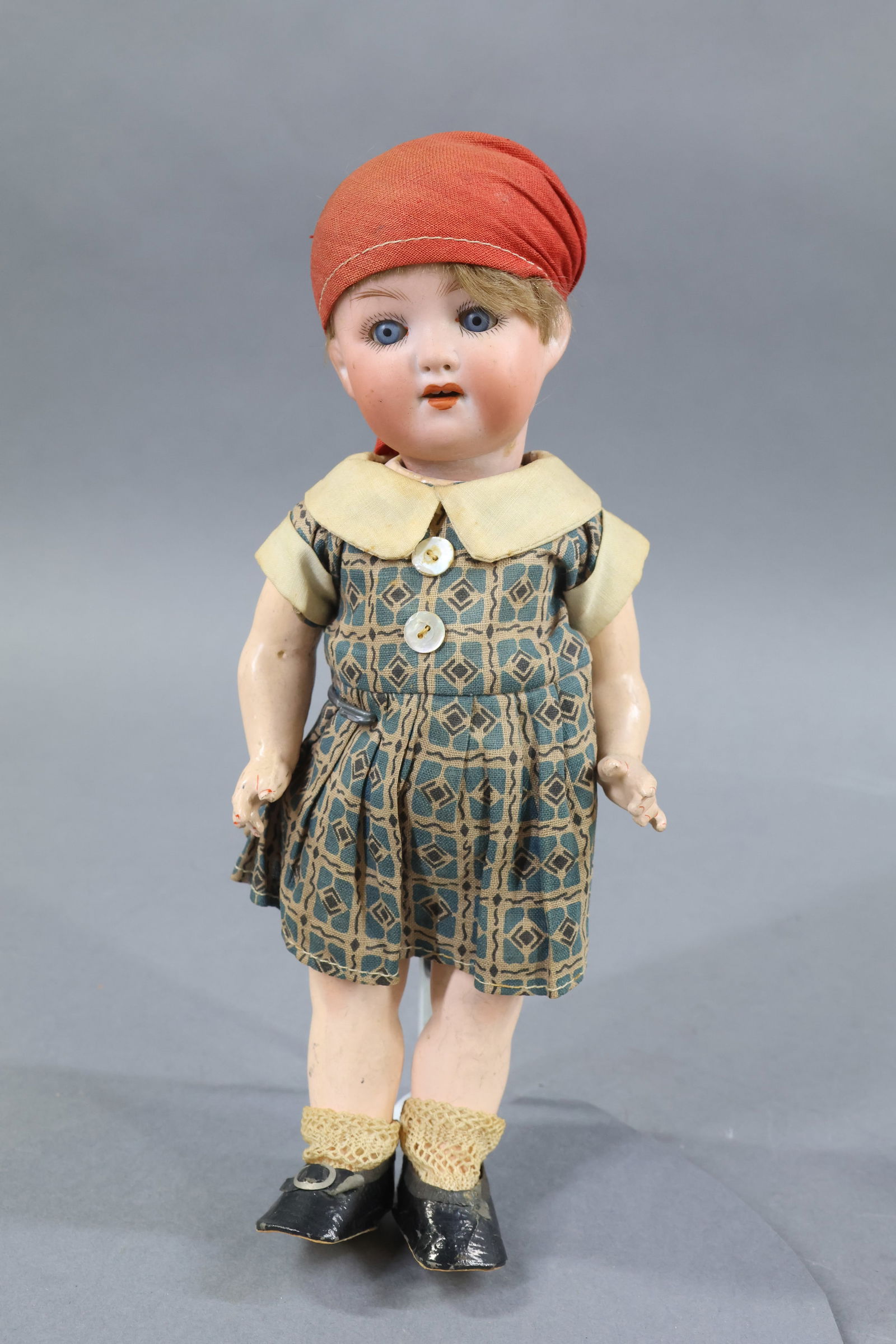 BISQUE DOLLS, 12" UNDER. - 2