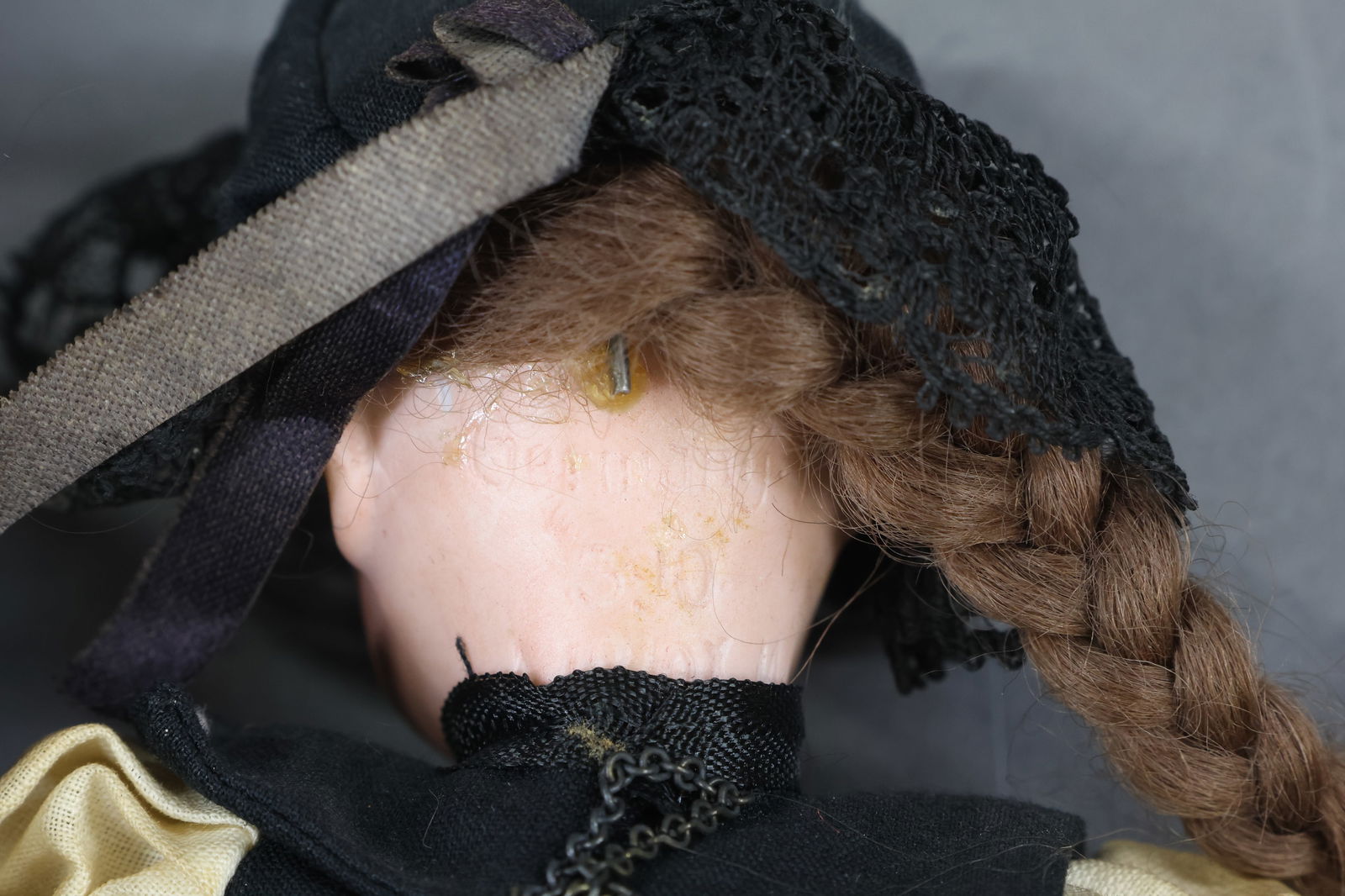 BISQUE DOLLS, 12" UNDER. - 12