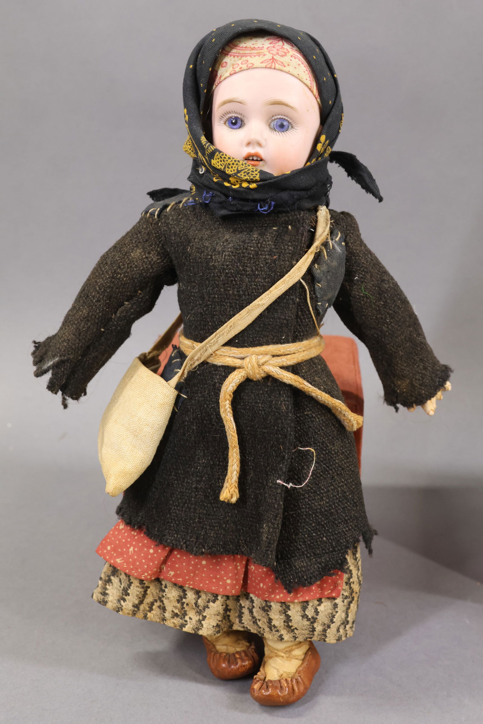 BISQUE DOLLS, 12" UNDER. - 5