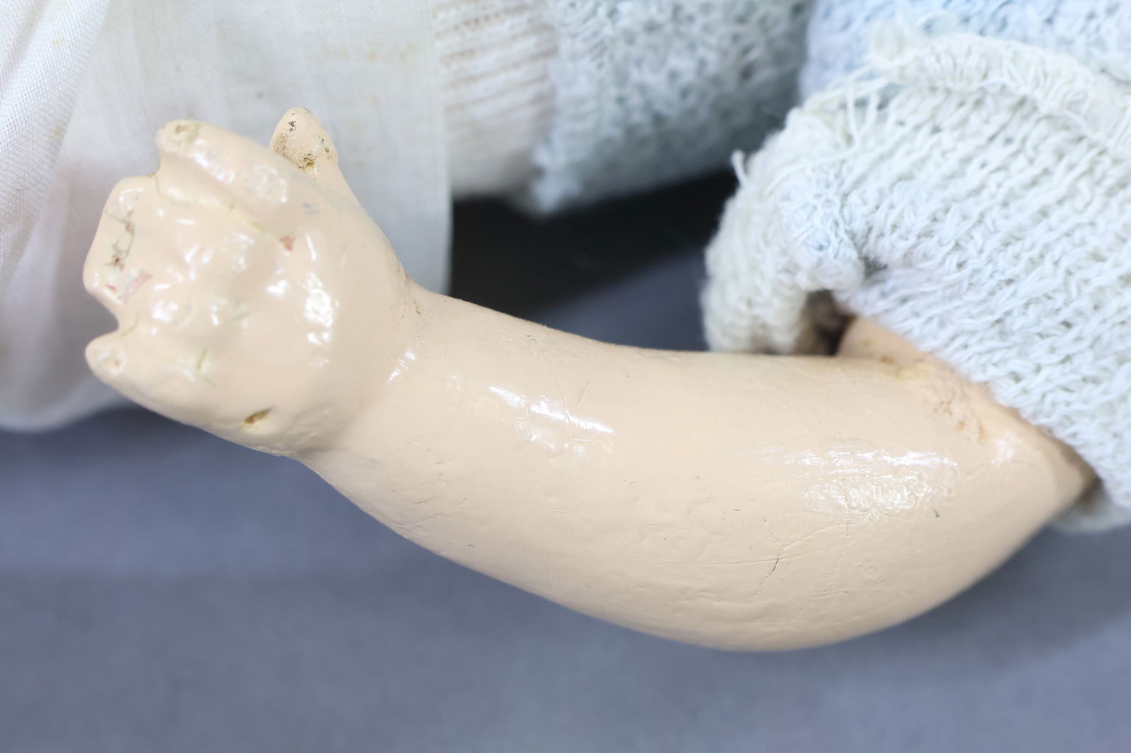 BISQUE DOLLS, 12" UNDER. - 11