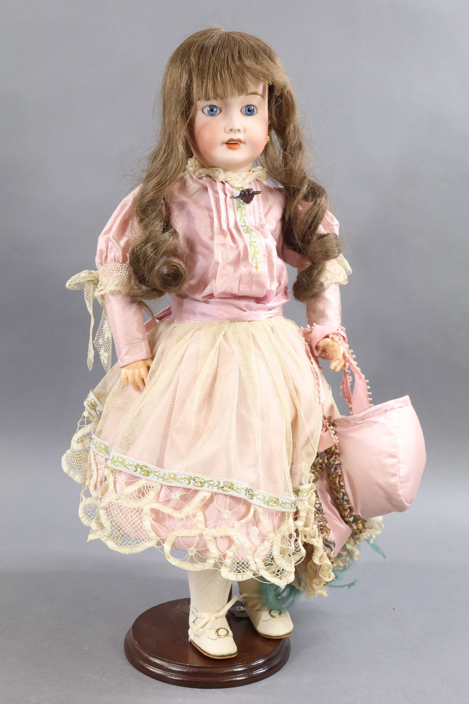 FRENCH BISQUE DOLLS. - 2