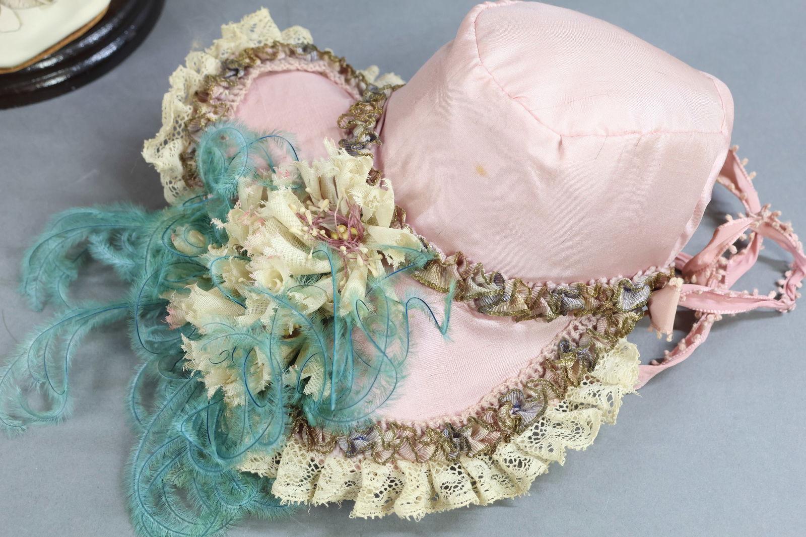 FRENCH BISQUE DOLLS. - 6