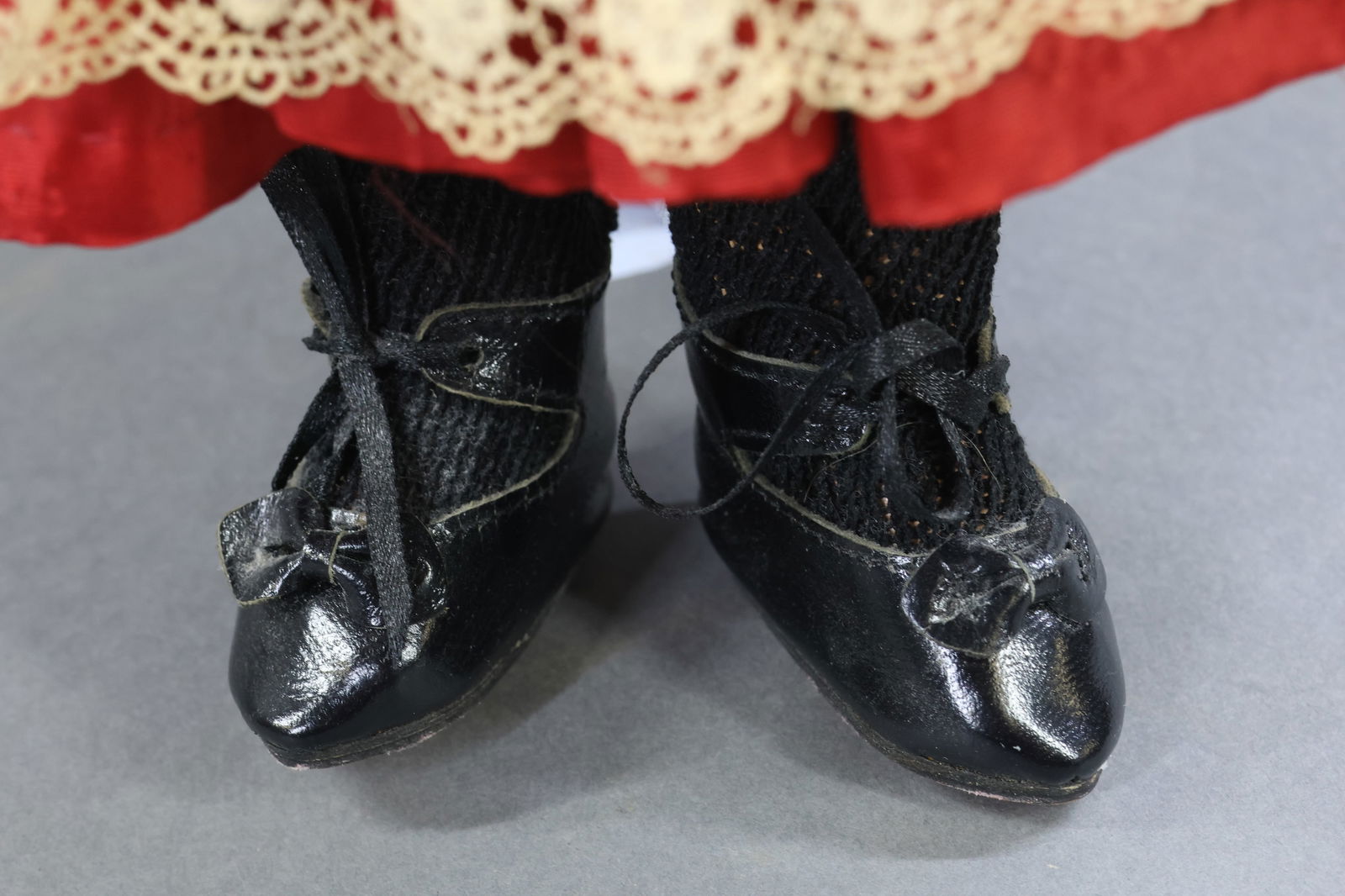 FRENCH BISQUE DOLLS. - 8